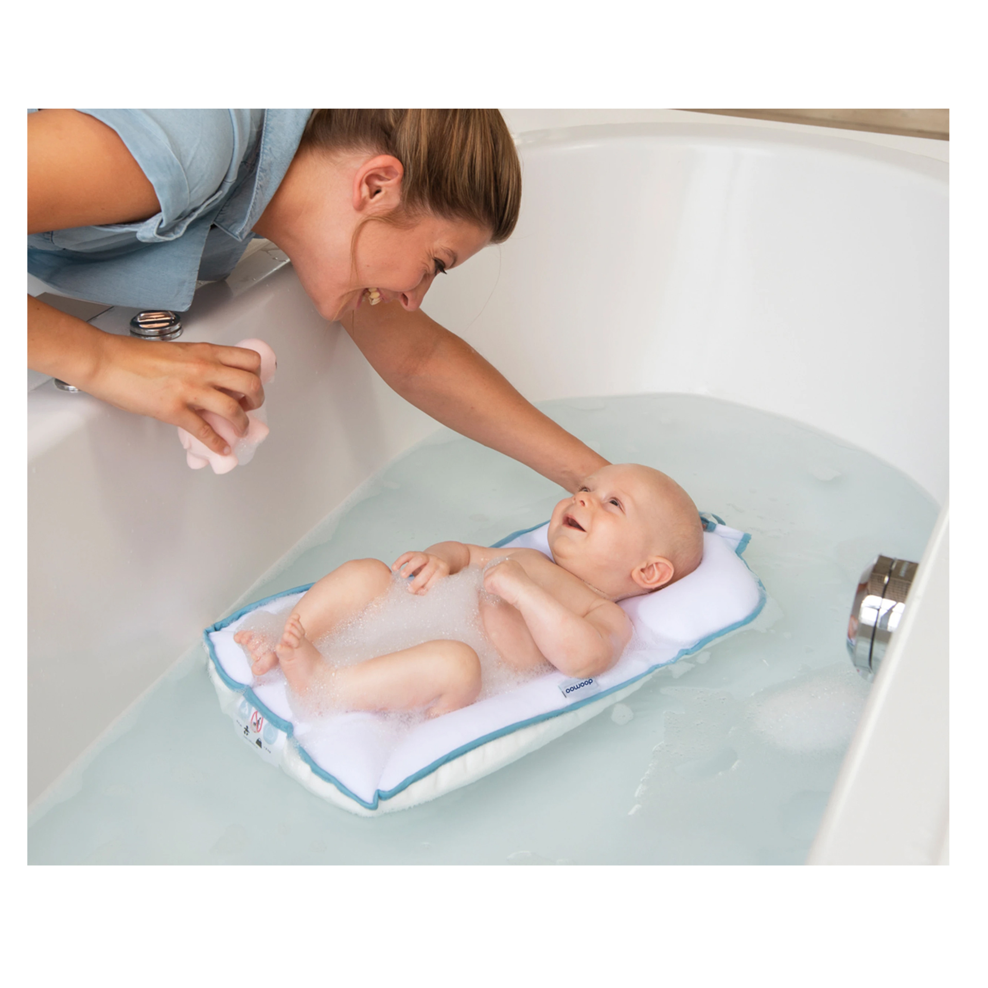 COLCHÃO DE BANHO FLUTUANTE