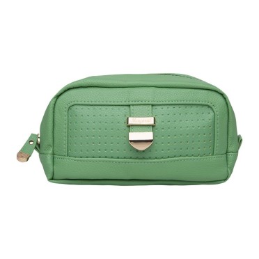 NECESSAIRE