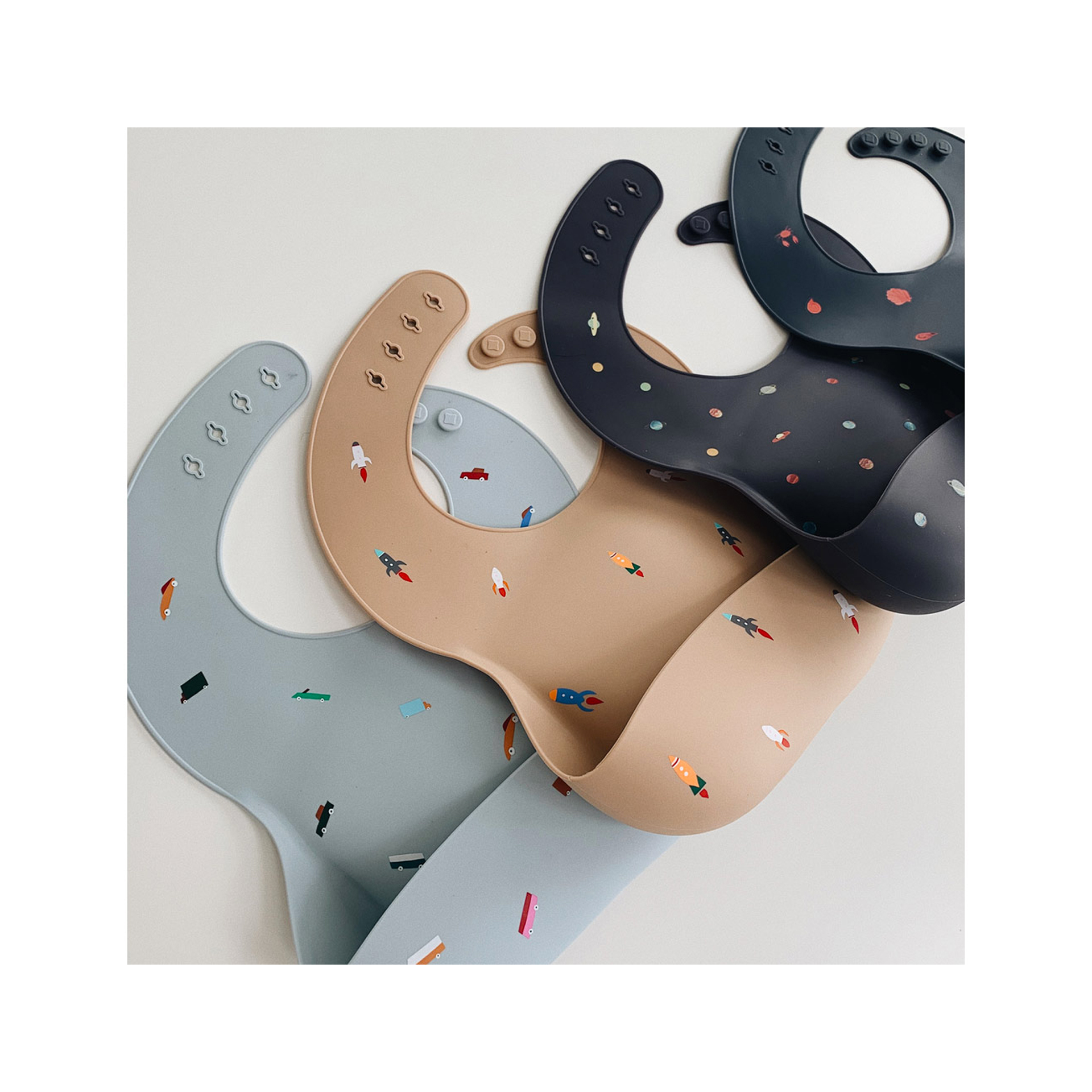 BABETE DE SILICONE PLANETS