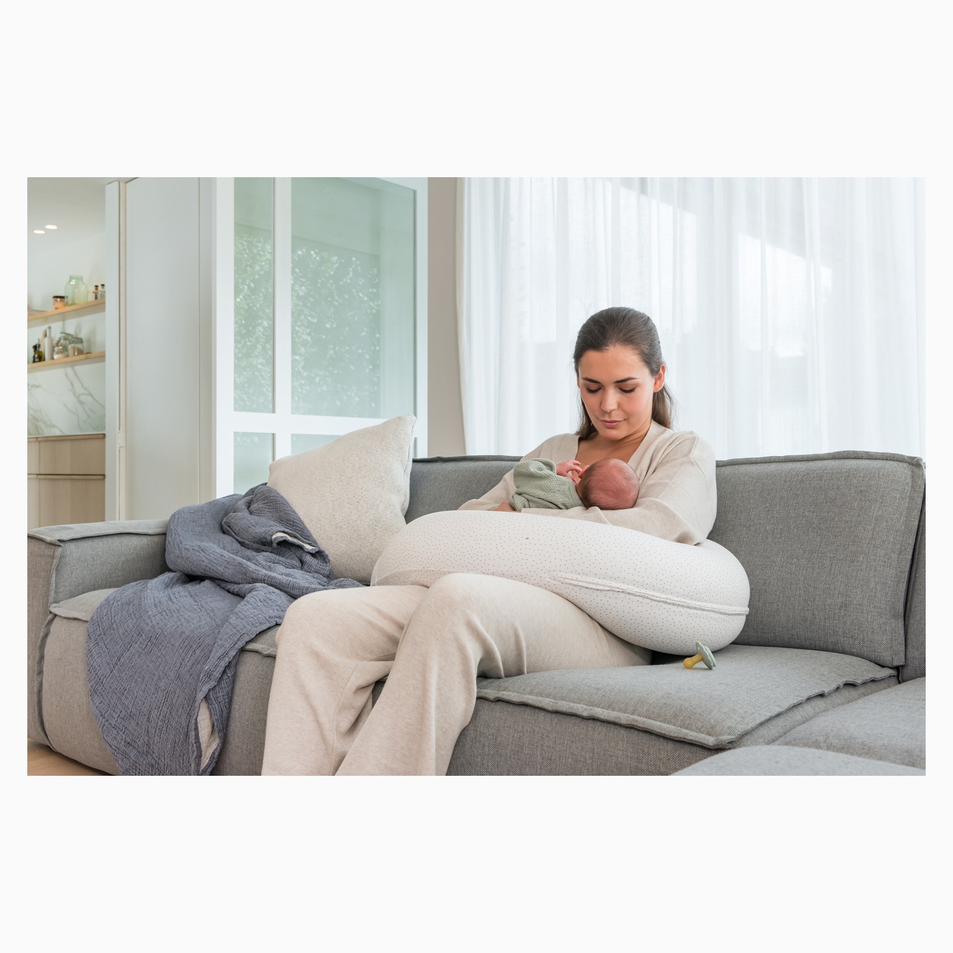 ALMOFADA BUDDY SILVER DOTS