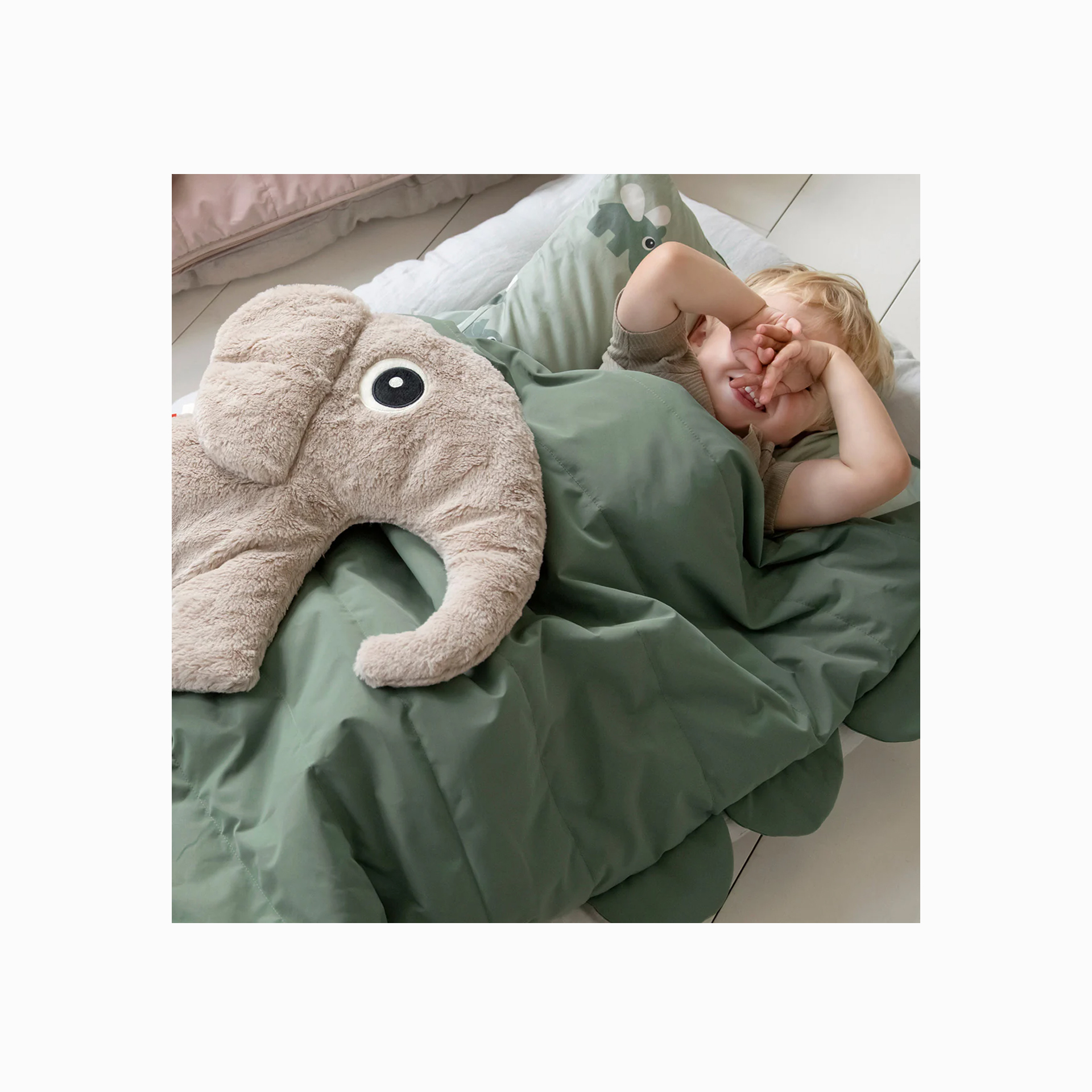 PELUCHE AMIGA CARINHOSA ELPHEE