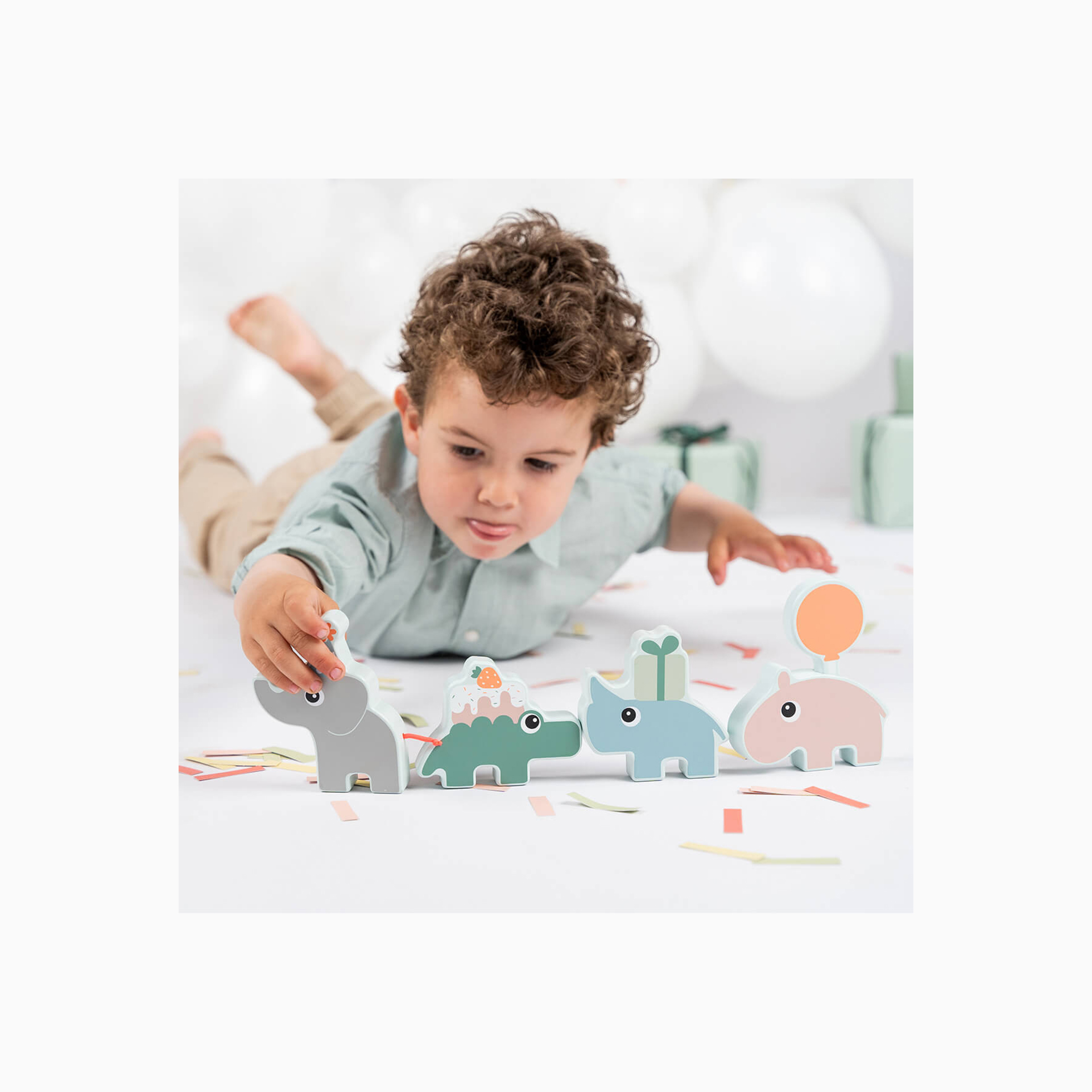 DESFILE DE CELEBRAÇÃO DEER FRIENDS