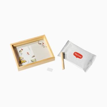 SIMPLE FRAME WOODEN