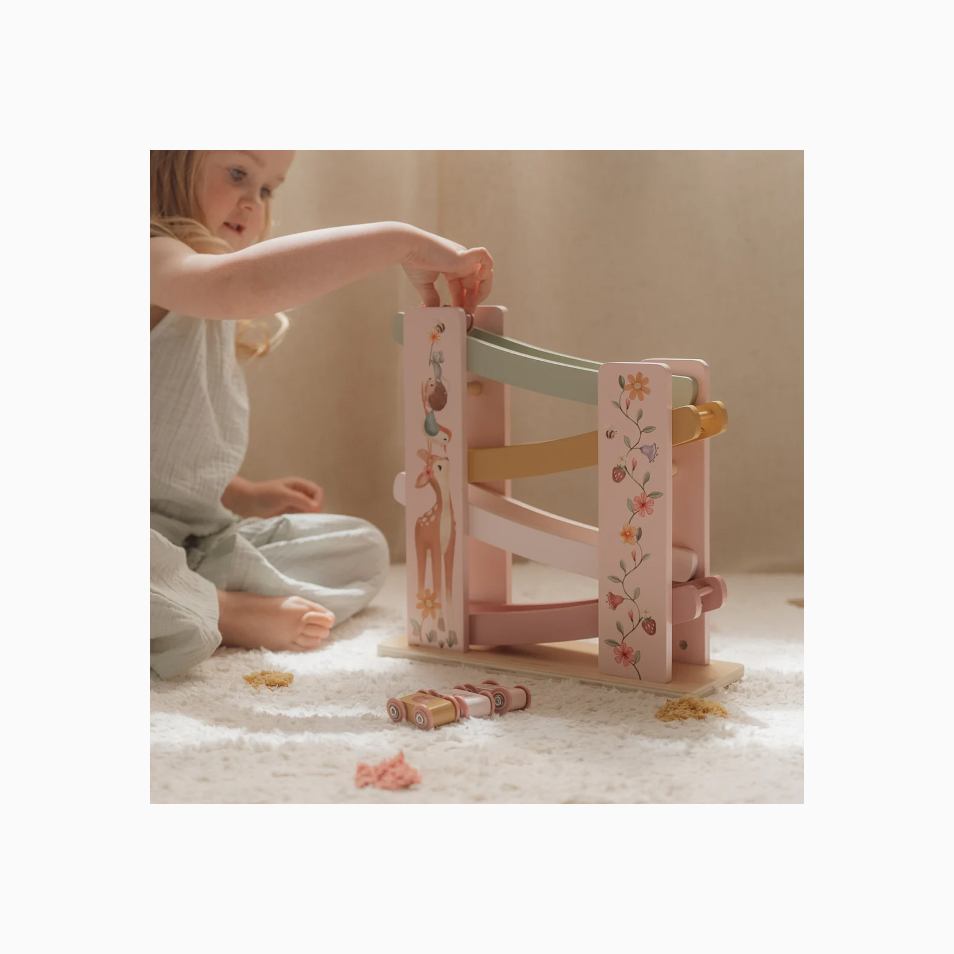 PISTA DE CARRINHOS - FAIRY GARDEN