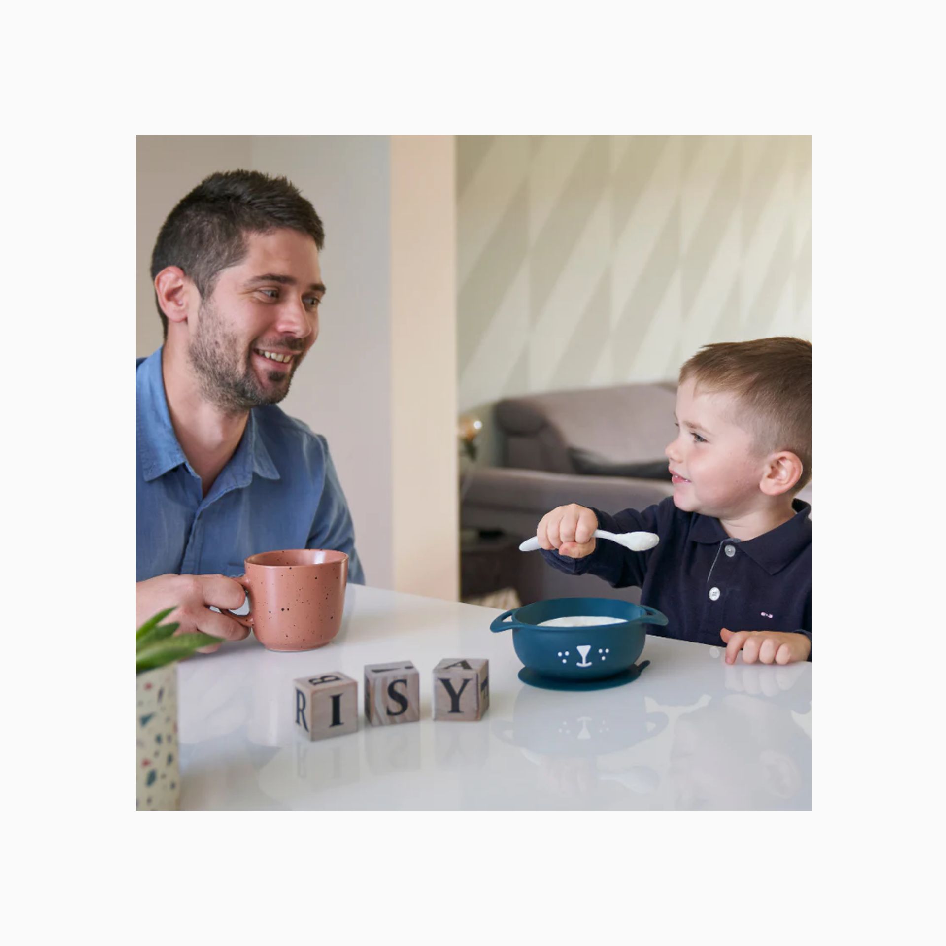 CONJUNTO DE REFEIÇÃO TAST'ISY