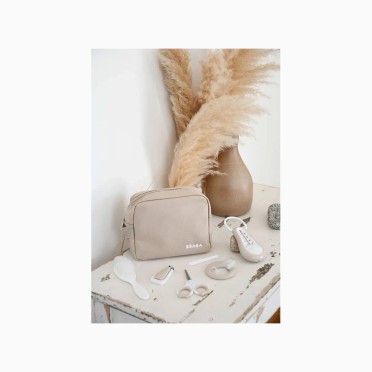 KIT DE HIGIENE COM 7 ACESSÓRIOS
