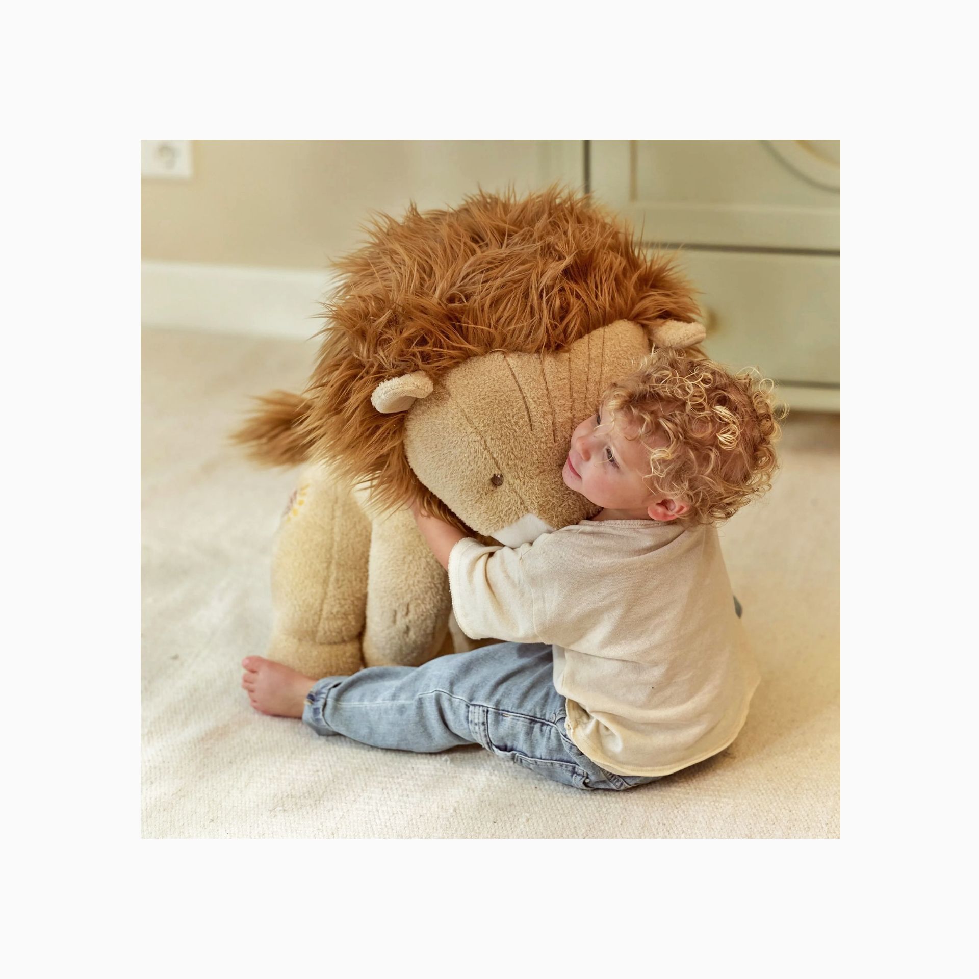 LEÃO DE PELUCHE 60CM - SAFARI FRIENDS